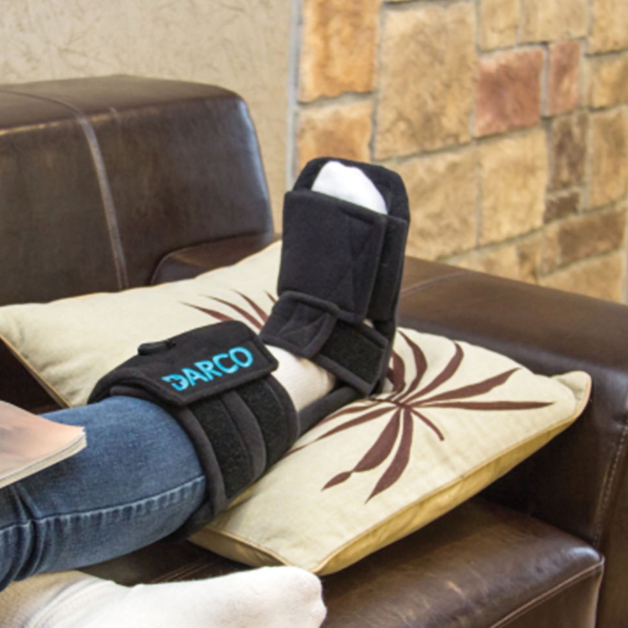Night Splint Medium Hook and Loop Closure Foot - image 5