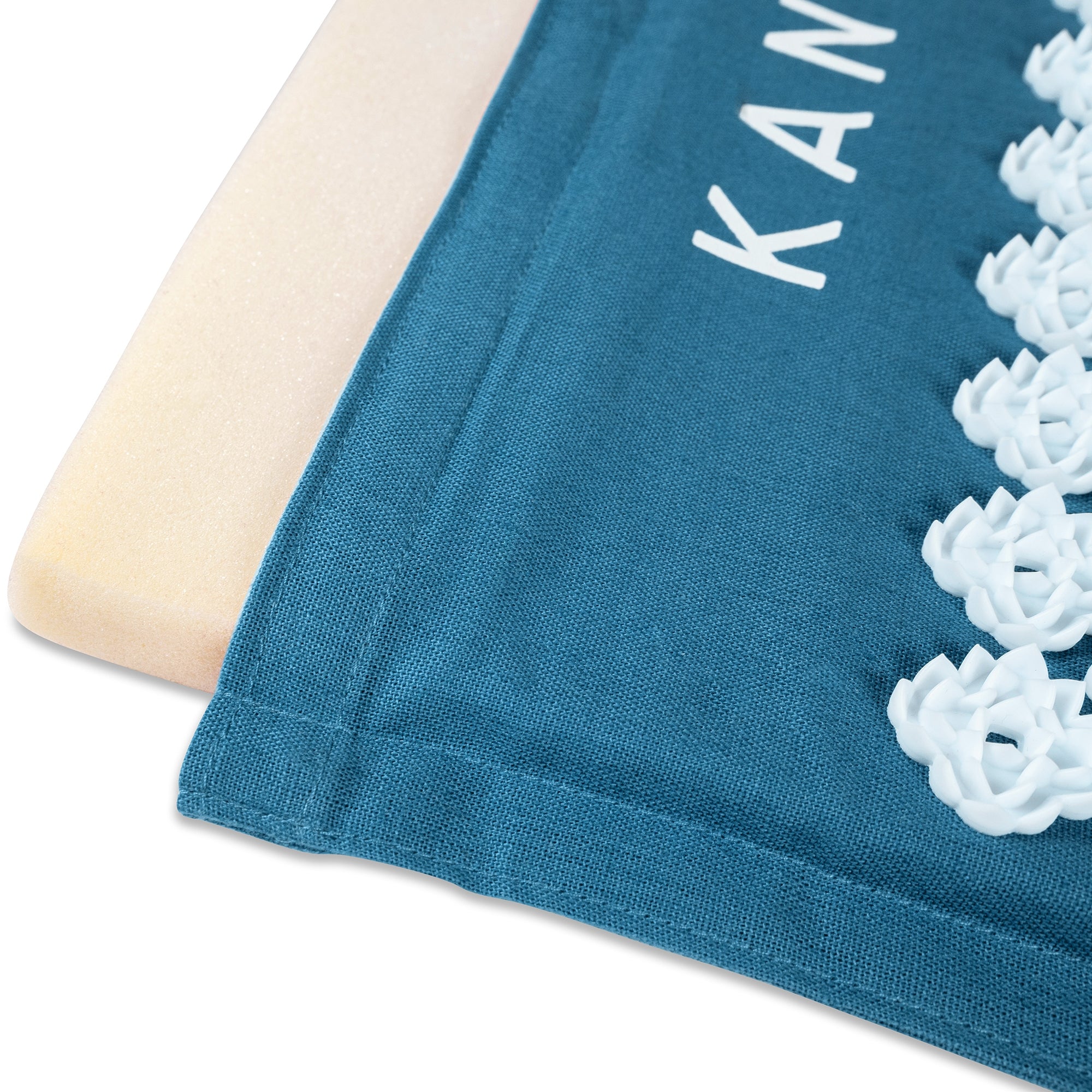Kanjo Acupressure Mat Set Sapphire Cotton-Linen Fabric / Memory Foam / Plastic Mat: 17 X 28 Inch / Pillow: 6 X 14 Inch - image 5