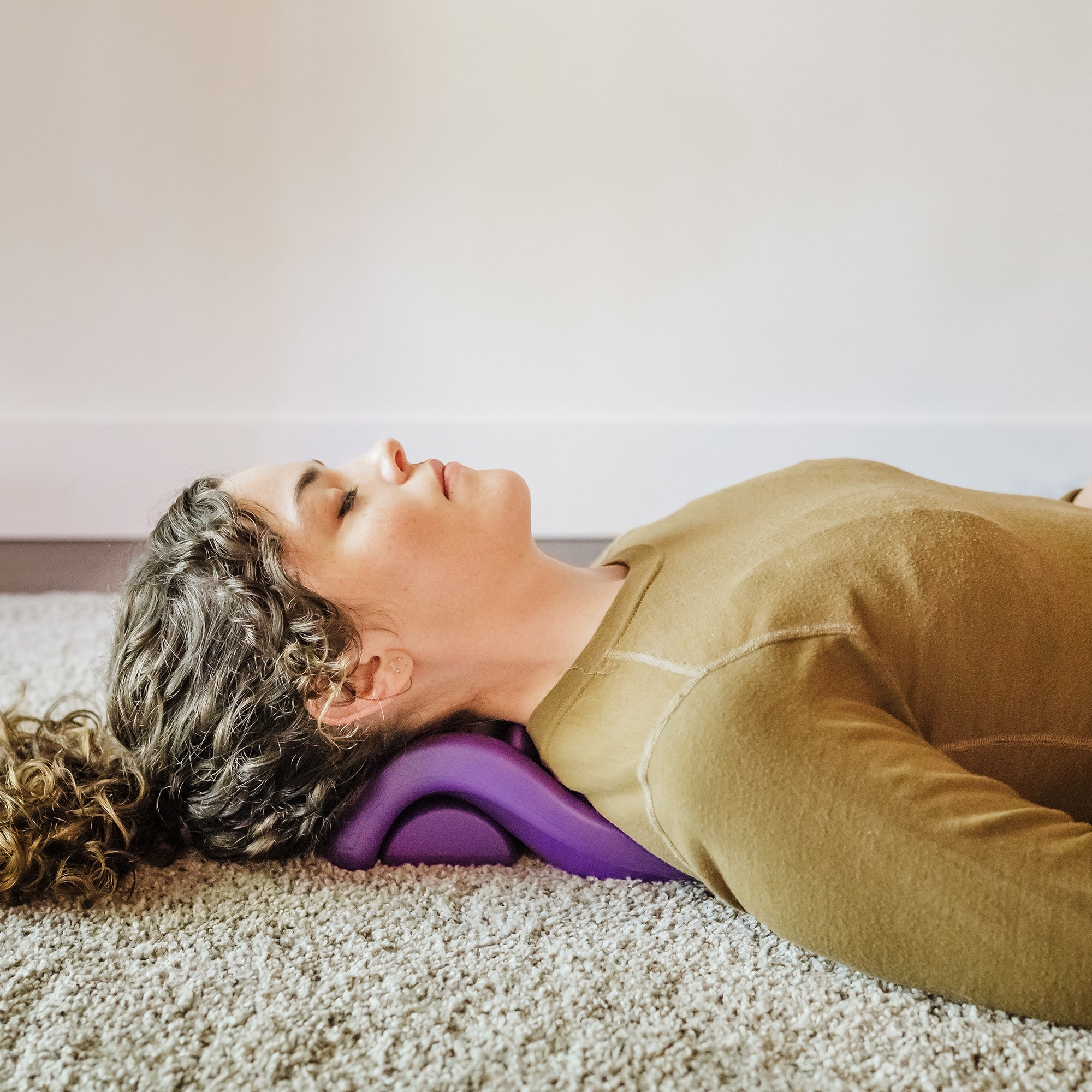 Kanjo Flex Firm Acupressure Neck Pain Relief Cushion (1 Unit)