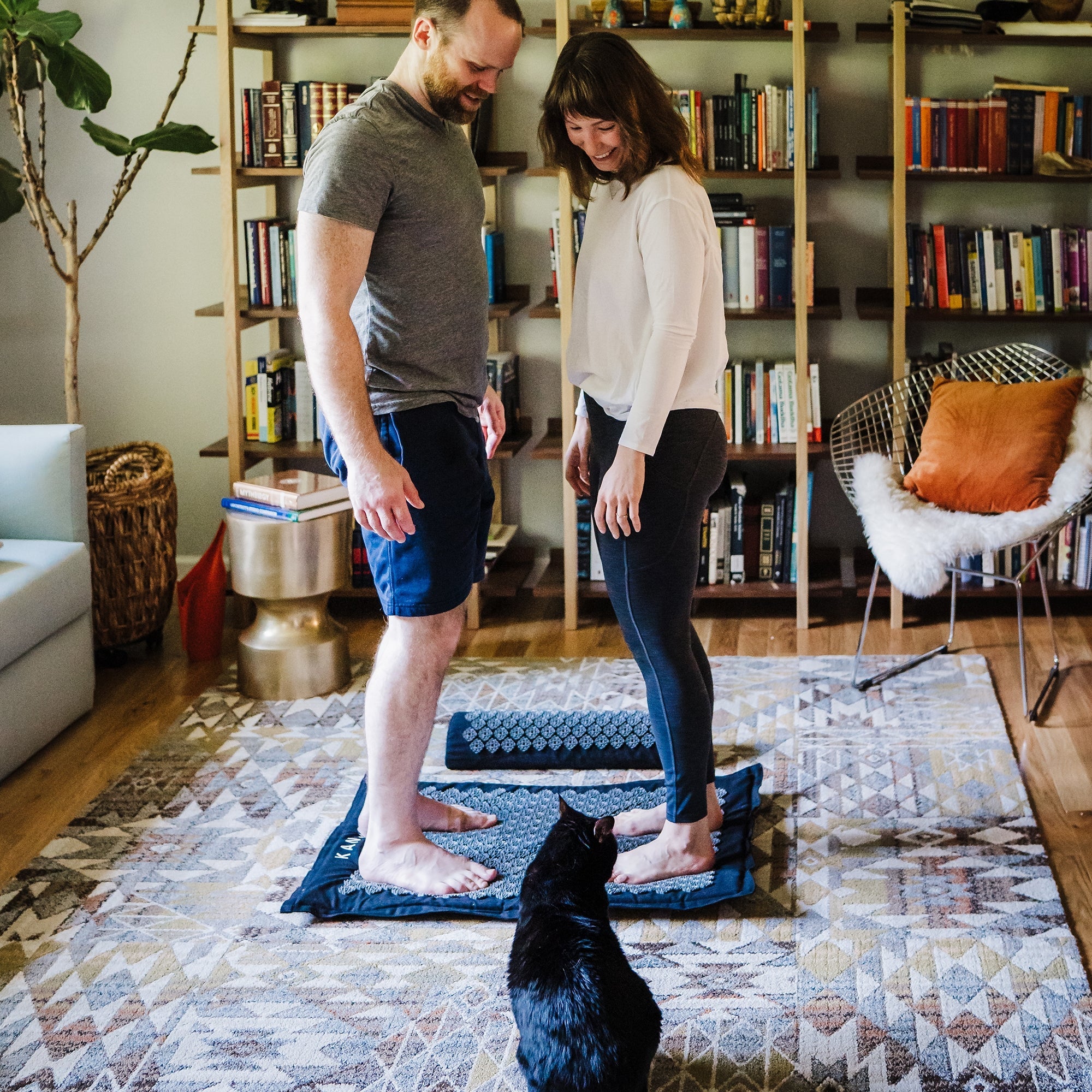 Kanjo Memory Foam Accupressure Mat Set, Large Size (1 Unit)