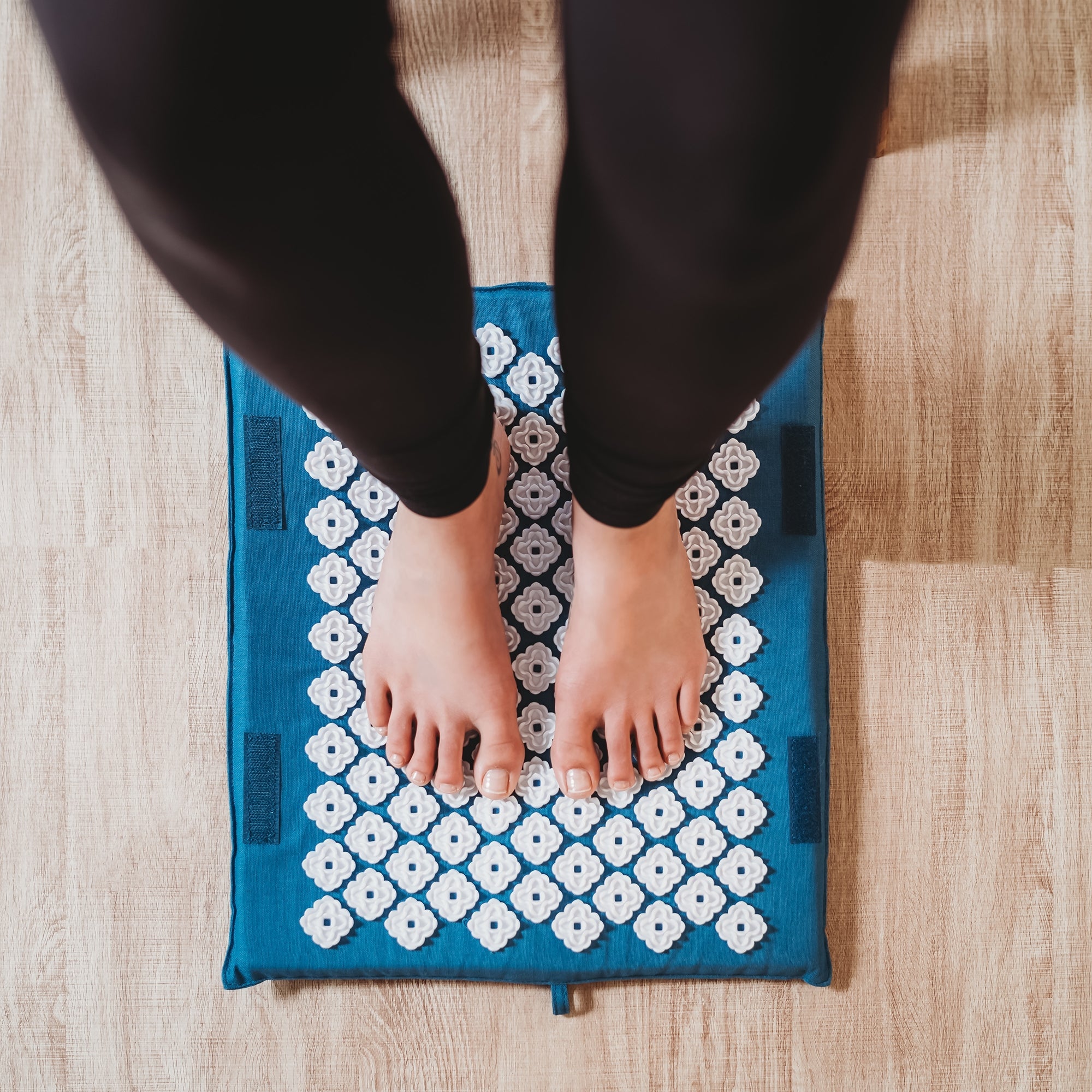 Kanjo Acupressure Memory Foam Foot Mat, Teal (20 Units)