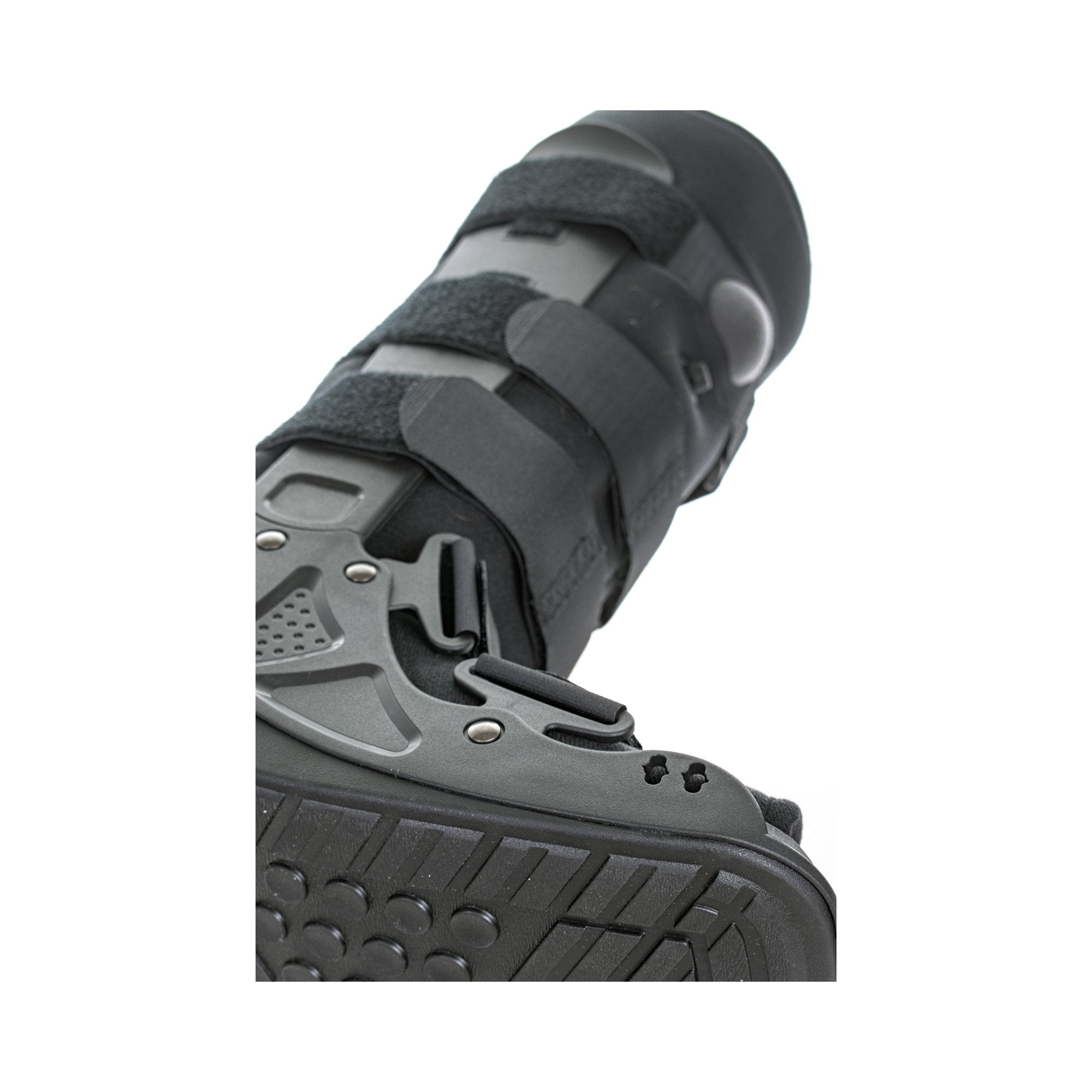 McKesson Pneumatic / Adjustable Air Support Walker Boot, Medium (1 Unit)