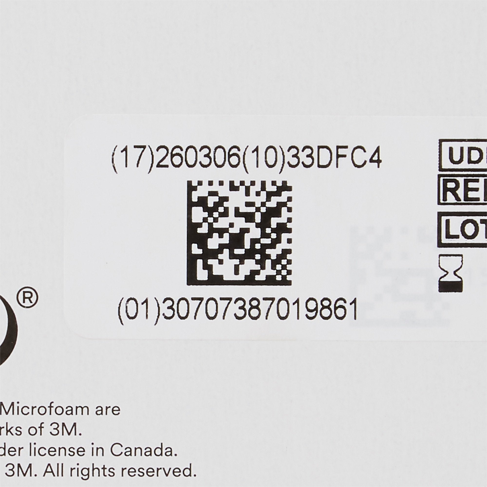 3M™ Microfoam™ Foam / Acrylic Adhesive Medical Tape, 3 Inch x 5-1/2 Yard, White (4 Units)