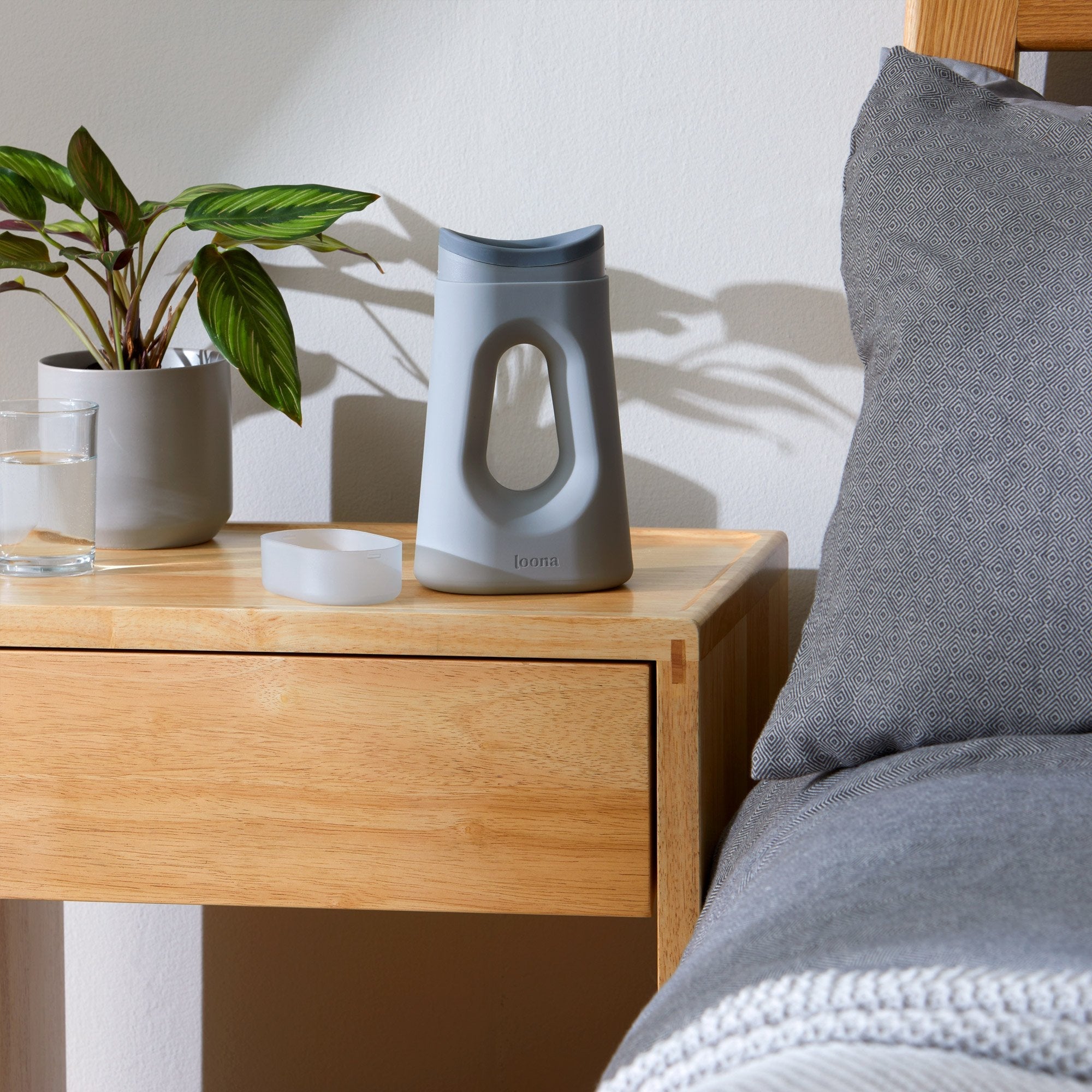 The Loona Female Urinal, Moon Grey (24 Units)