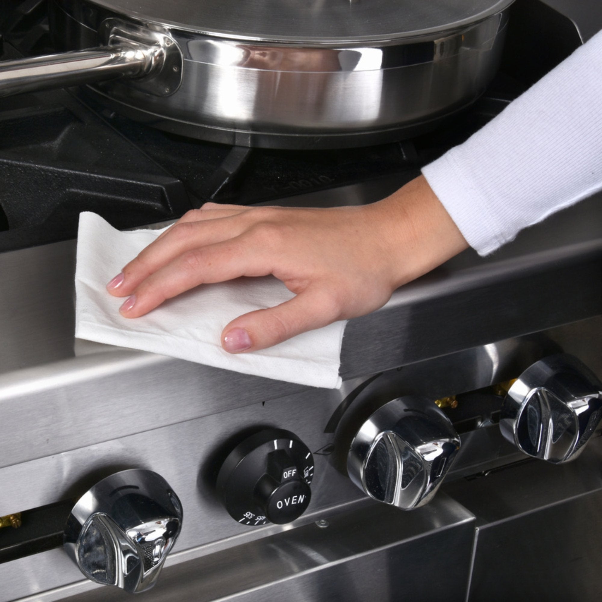 Sani-Cloth® Bleach Surface Disinfectant Cleaner Bleach Wipe, 400 Individual Packets per Pack (40 Units)