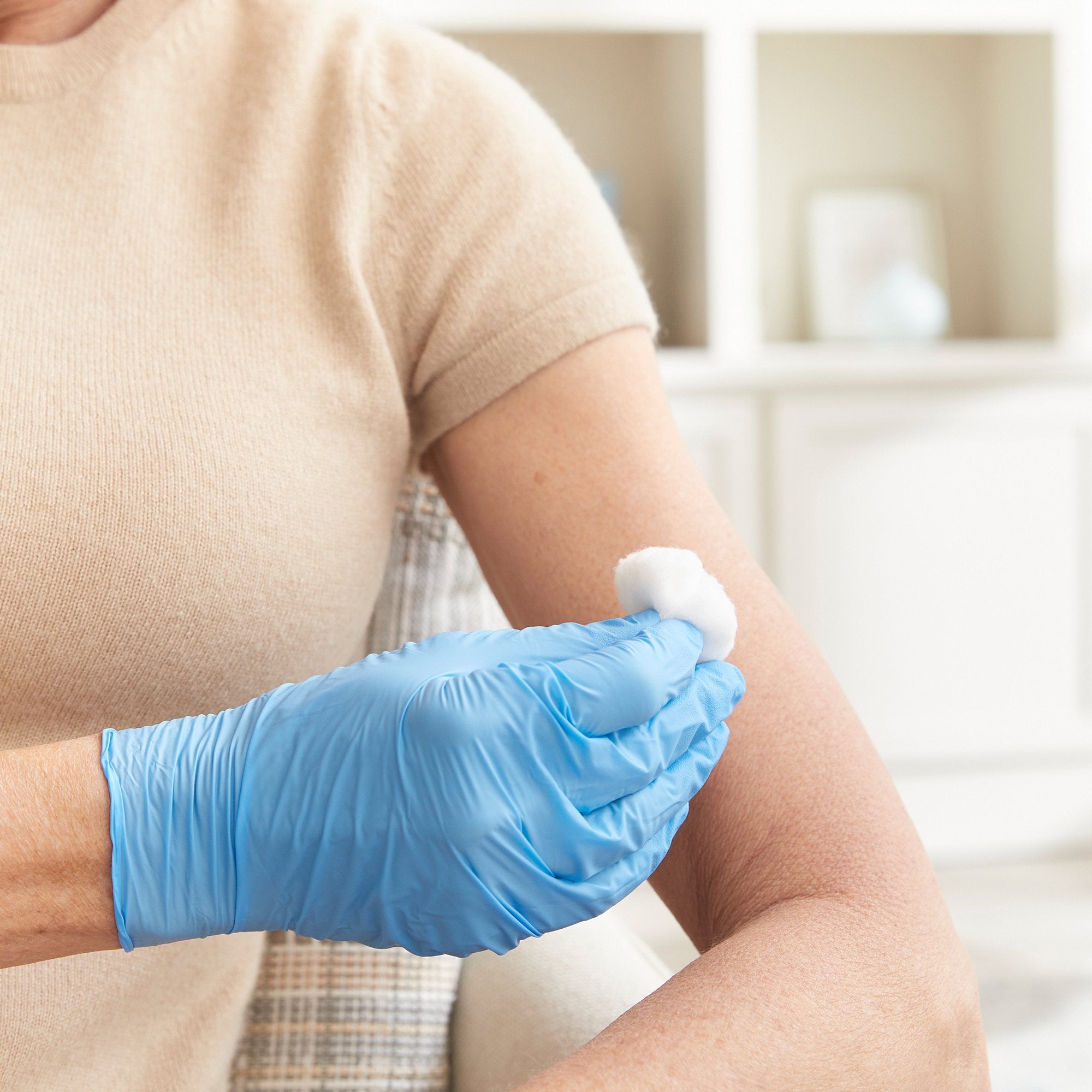 McKesson Confiderm 3.8 Medium Nitrile Exam Gloves, Blue - 100 Pack