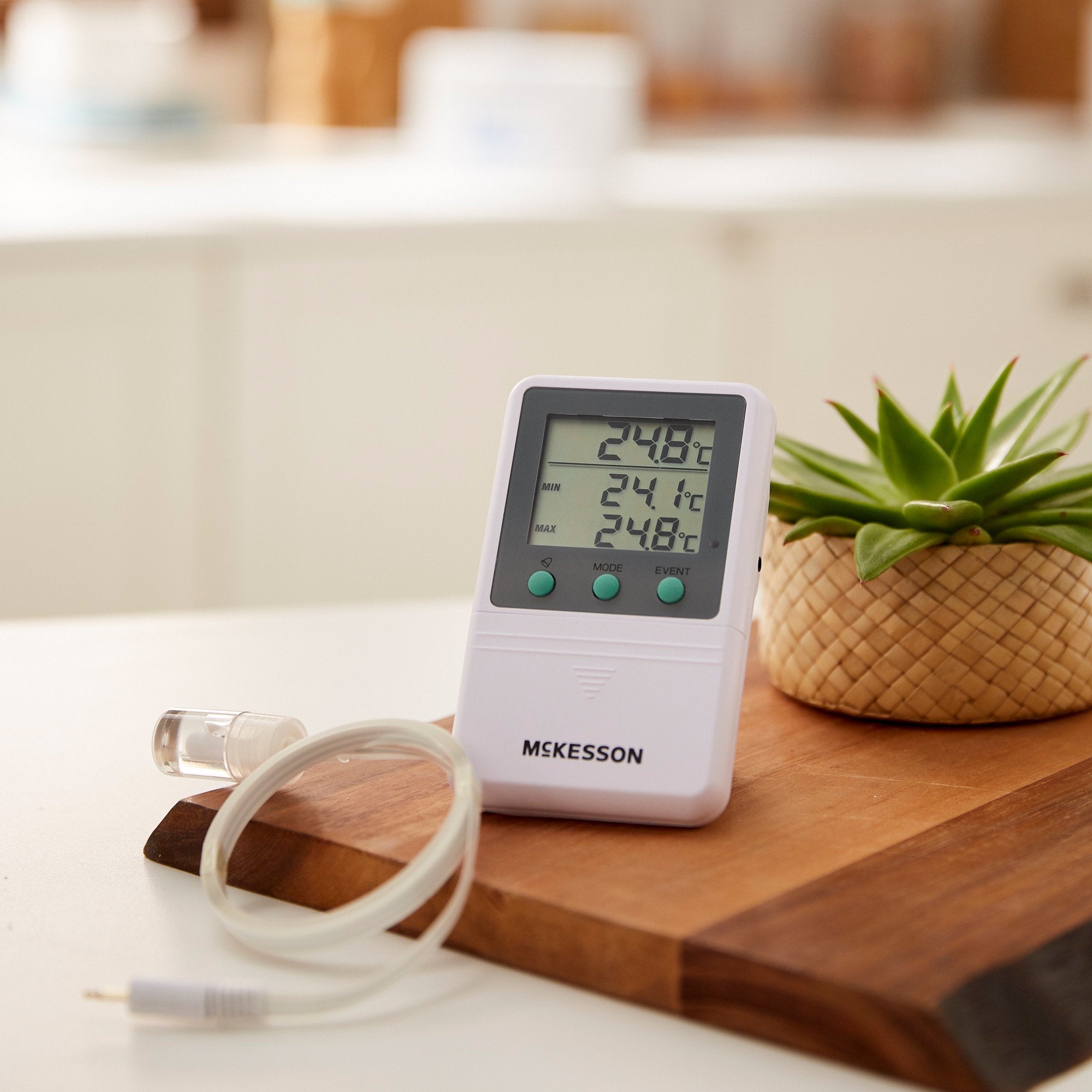 McKesson Refrigerator / Freezer Thermometer, Digital Display, -58° to +158°F Range (1 Unit)