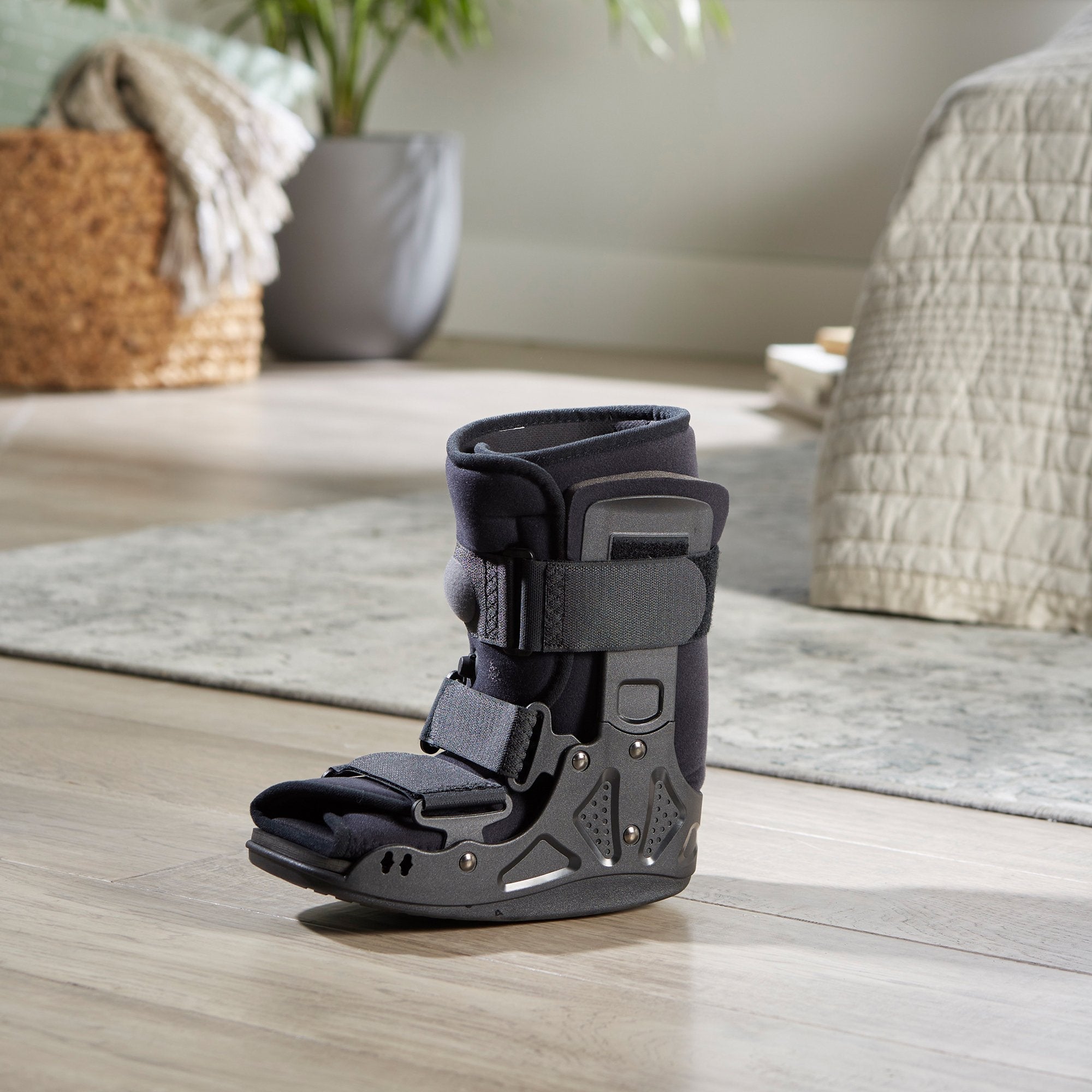 McKesson Pneumatic / Adjustable Air Support Walker Boot, Small (1 Unit)