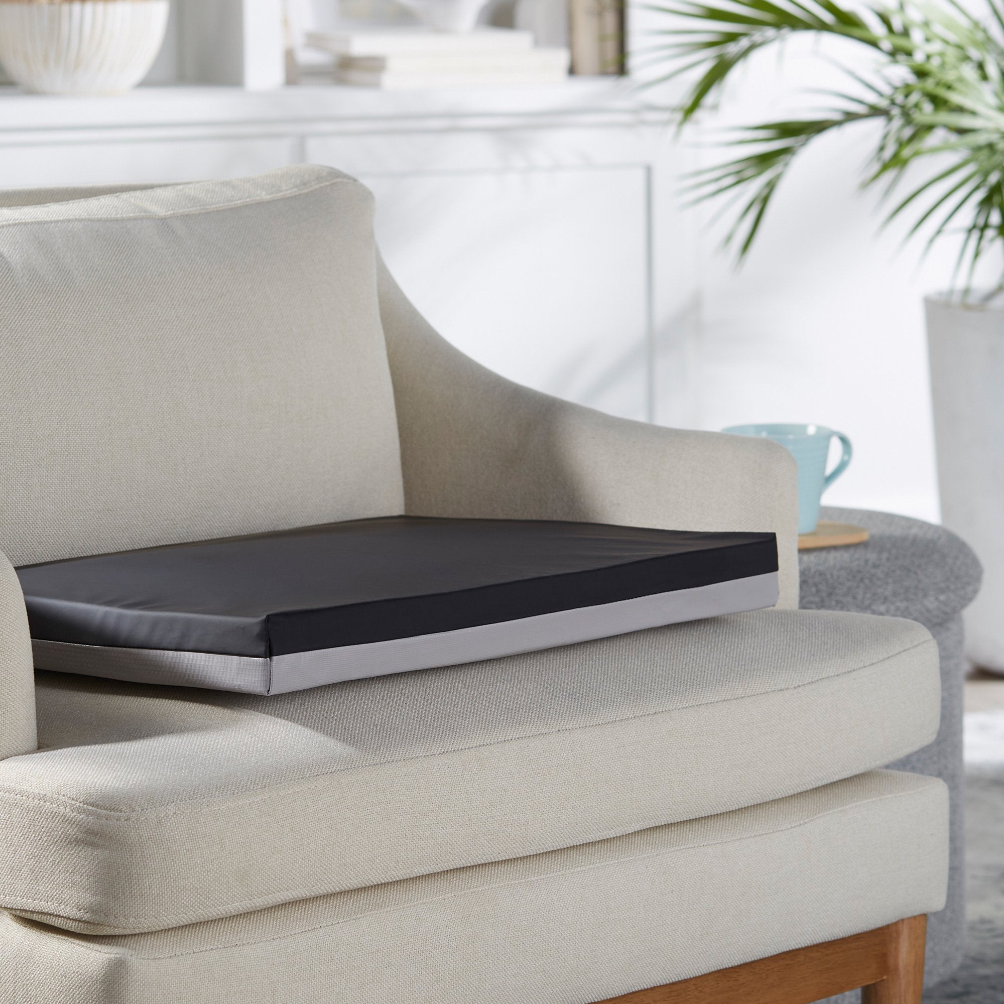 McKesson Gel Protekt Seat Cushion (4 Units)