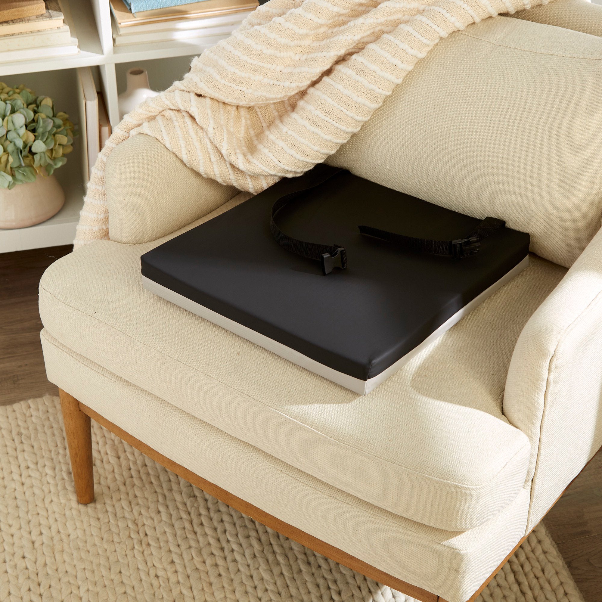 Seat Cushion McKesson 16 W X 16 L X 2 D Inch Foam / Gel - image 10