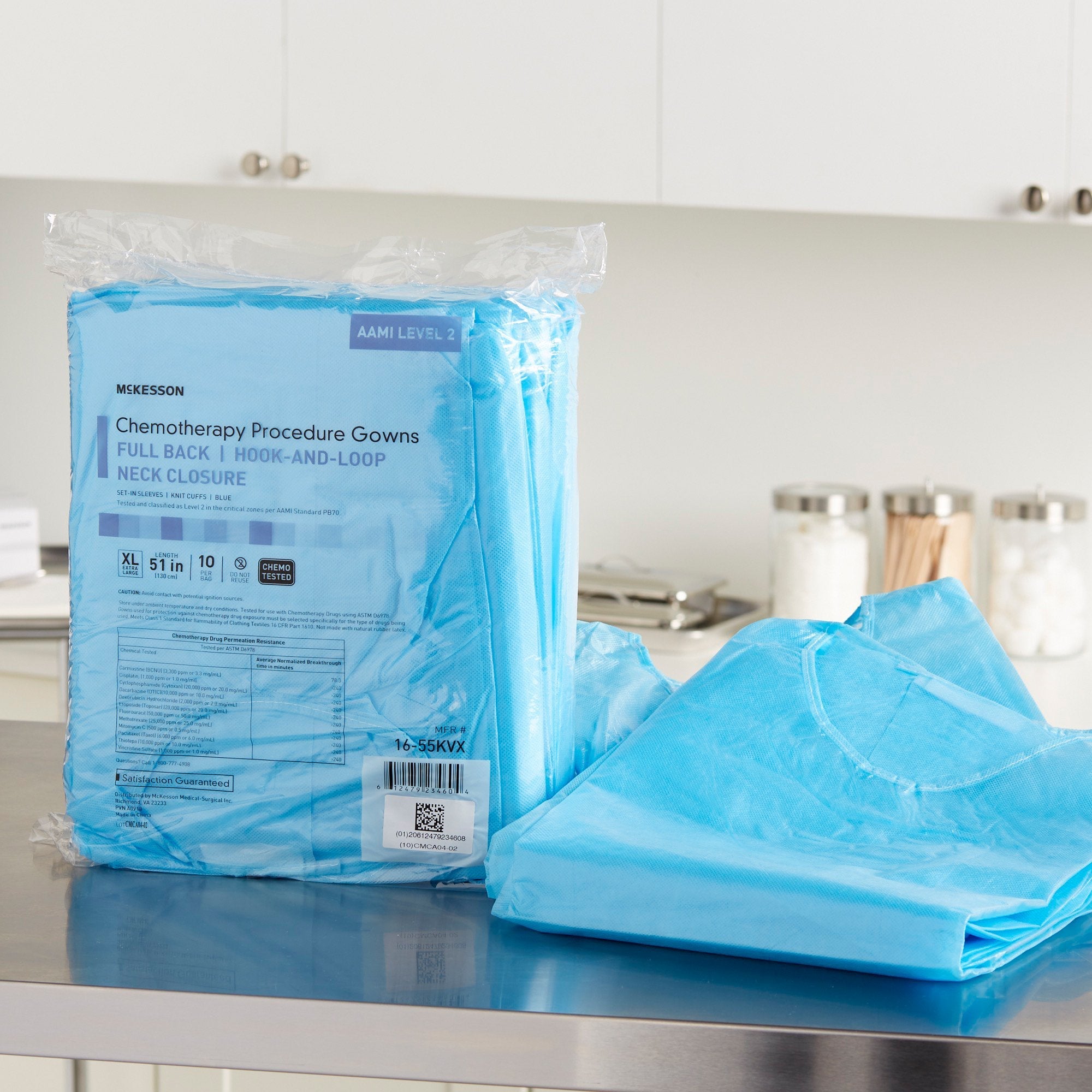 McKesson Full Back Chemotherapy Procedure Gown, Extra Large (30 Units)