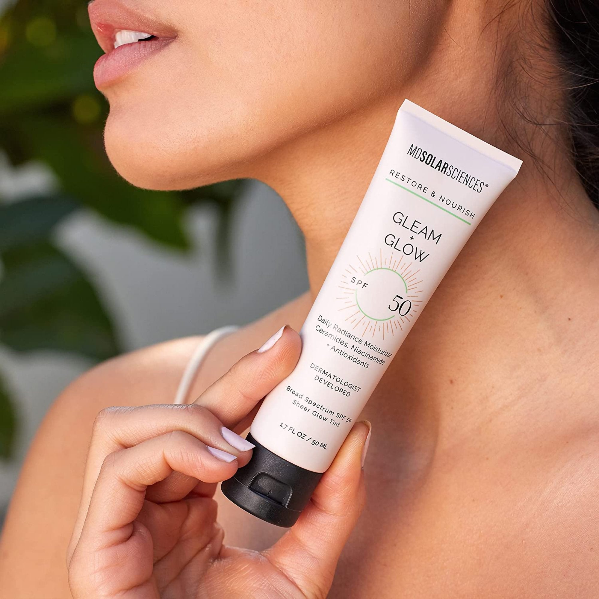 Facial Moisturizer with Sunscreen MDSolarsciences™ Gleam + Glow SPF50 1.7 oz. Tube Scented Cream - image 4