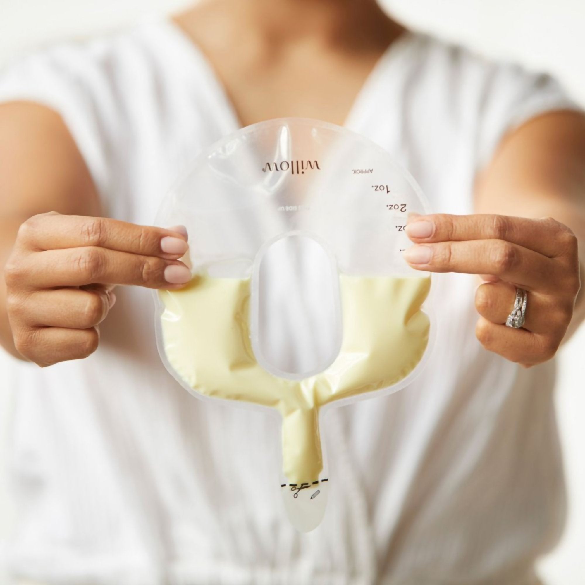 Breast Milk Storage Bag Willow® 3.0 4 oz. Plastic Clear - image 3