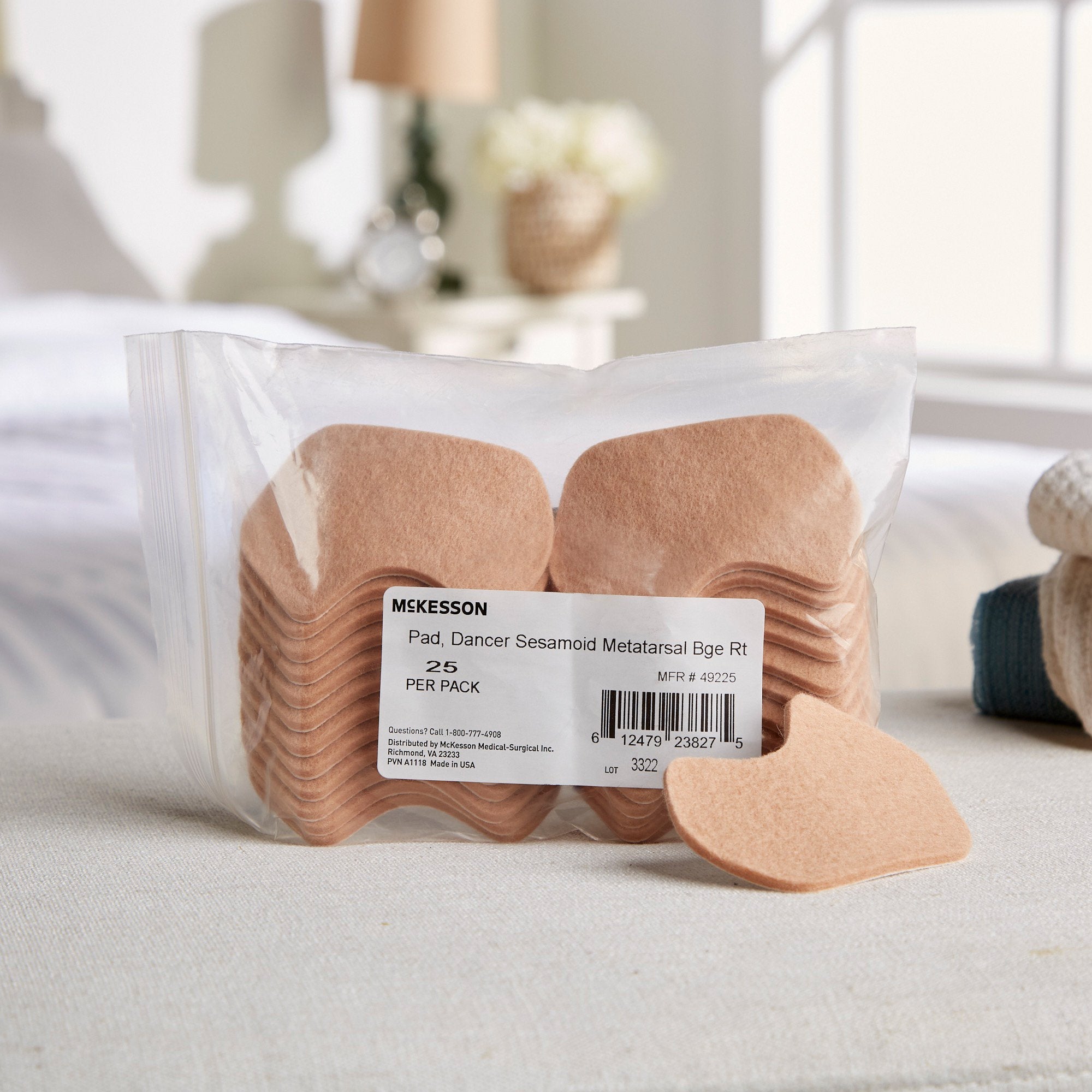 McKesson Dancer Sesamoid Pad for Right Foot (25 Units)