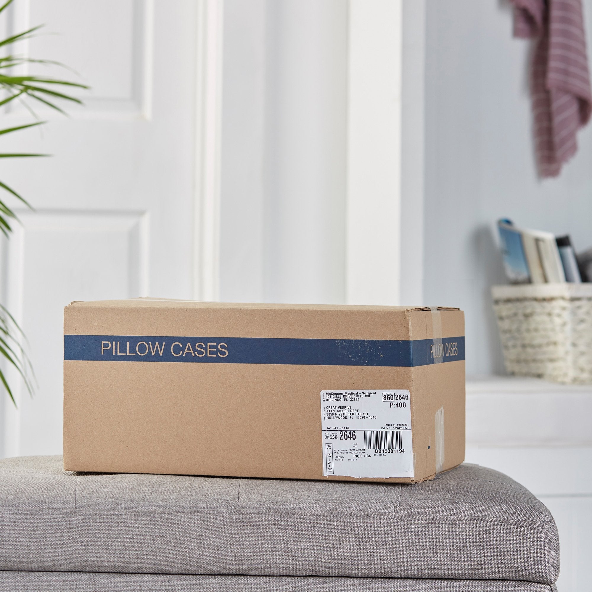 McKesson White Tissue/Poly Pillowcase Set, 21x30" - 100 Pack, Disposable