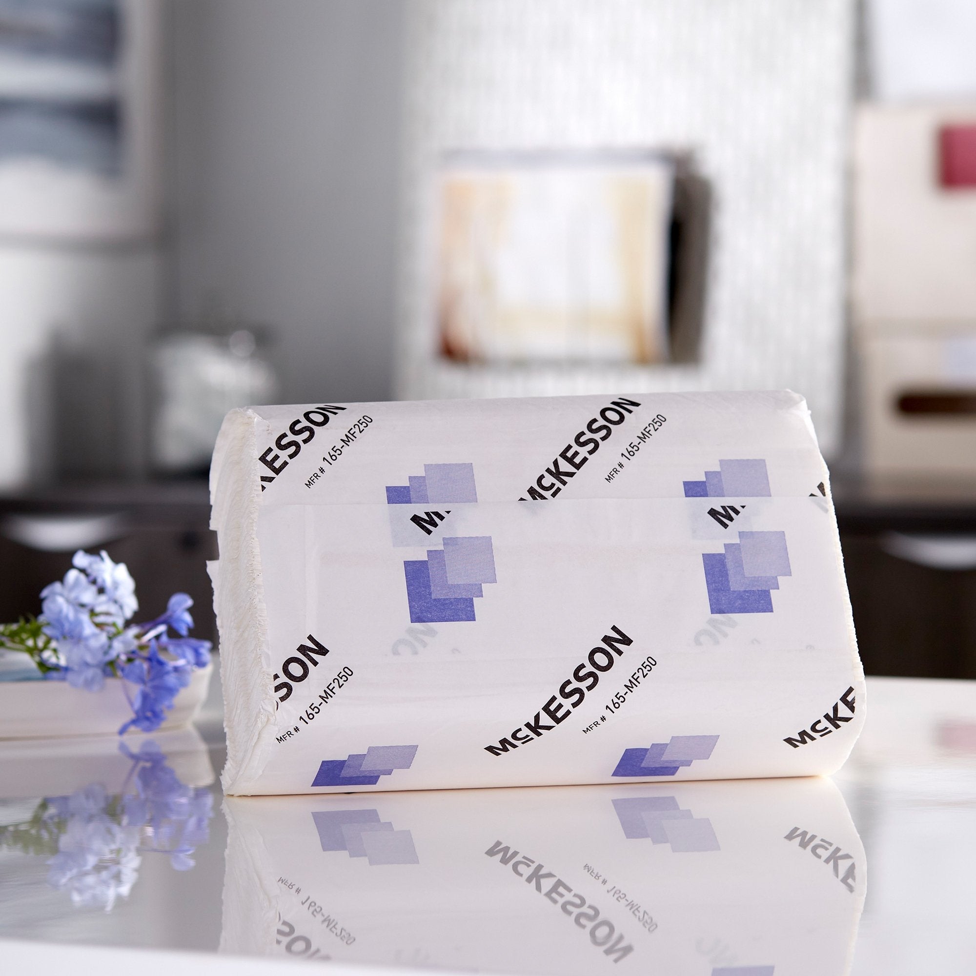 McKesson Multi-Fold Paper Towels, 250-Pack, 1-Ply, 9x9" White Towels
