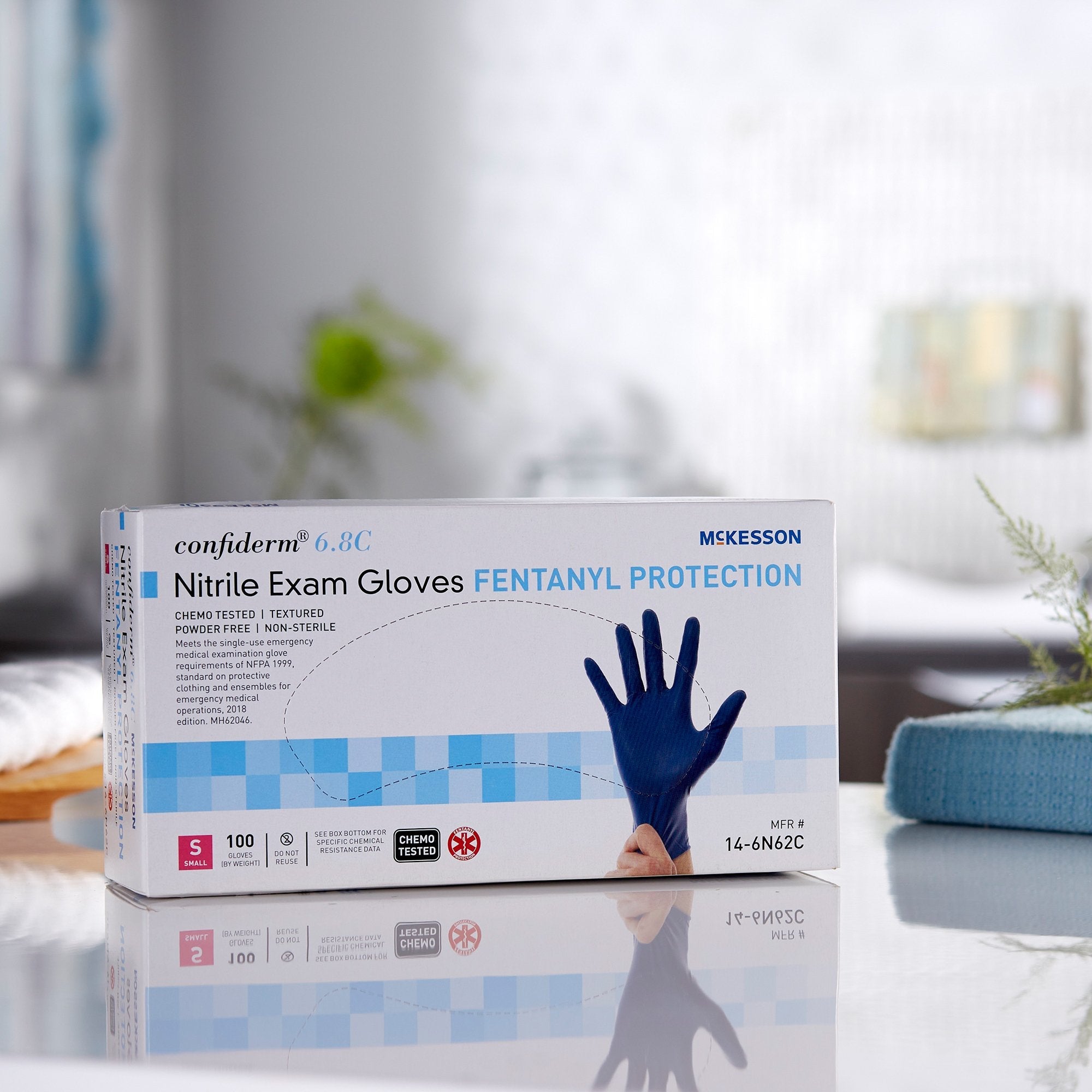 McKesson Confiderm® 6.8C Nitrile Exam Glove, Small, Blue (100 Units)