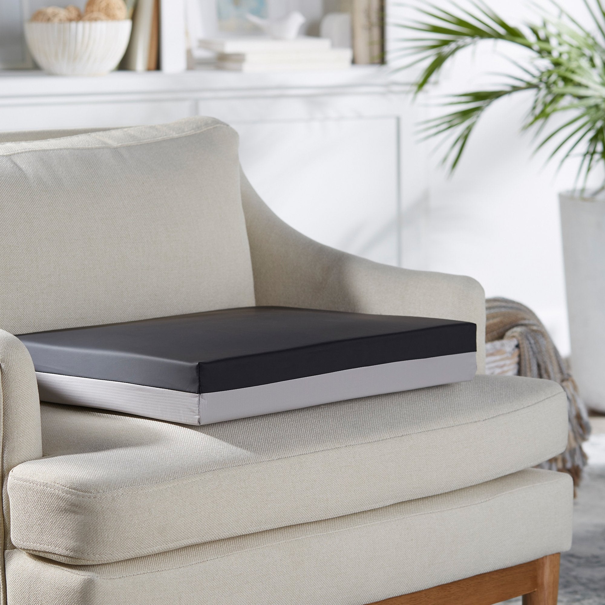 McKesson Gel Protekt Seat Cushion (4 Units)