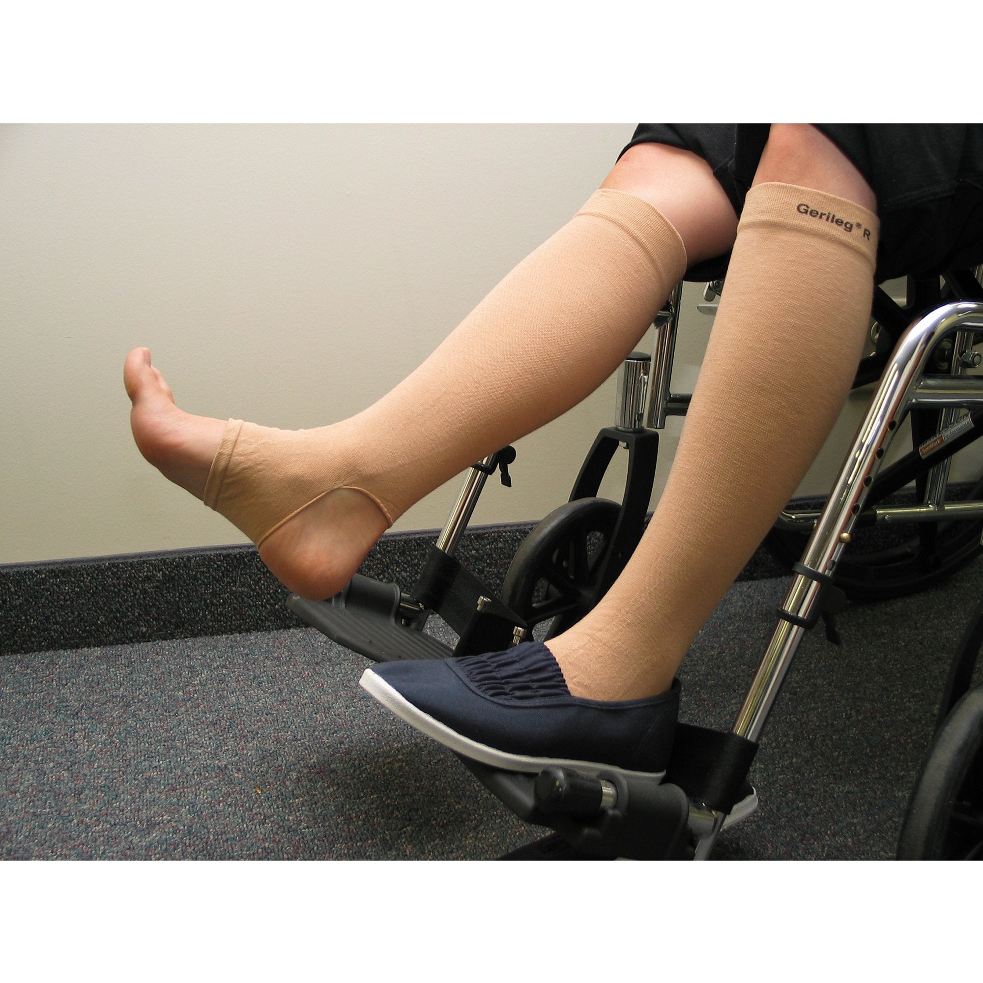 GeriLeg® Protective Leg Sleeve, Beige, Large (1 Unit)