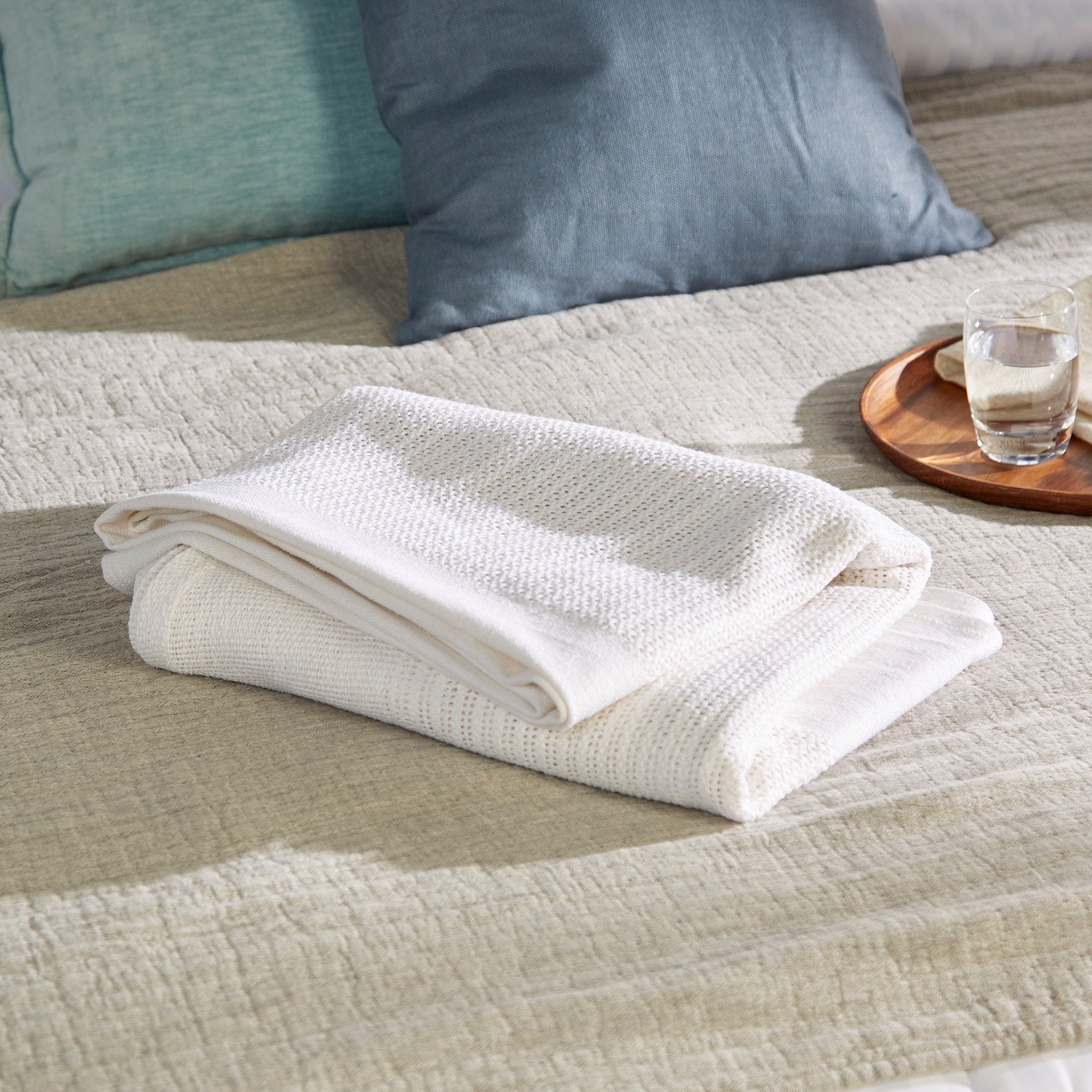 McKesson Cotton Thermal Blanket, 66 x 90 Inch (1 Unit)