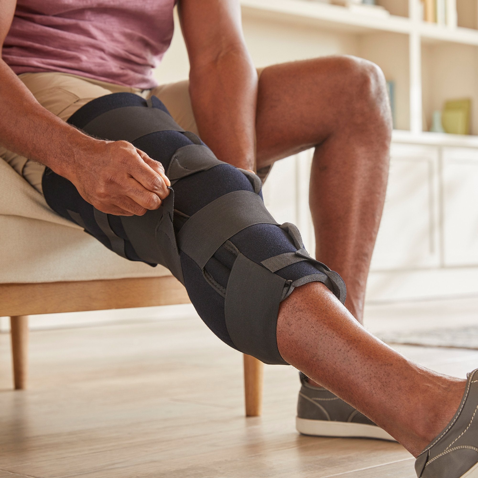 McKesson Knee Immobilizer, 18-Inch Length, Extra Large (1 Unit)