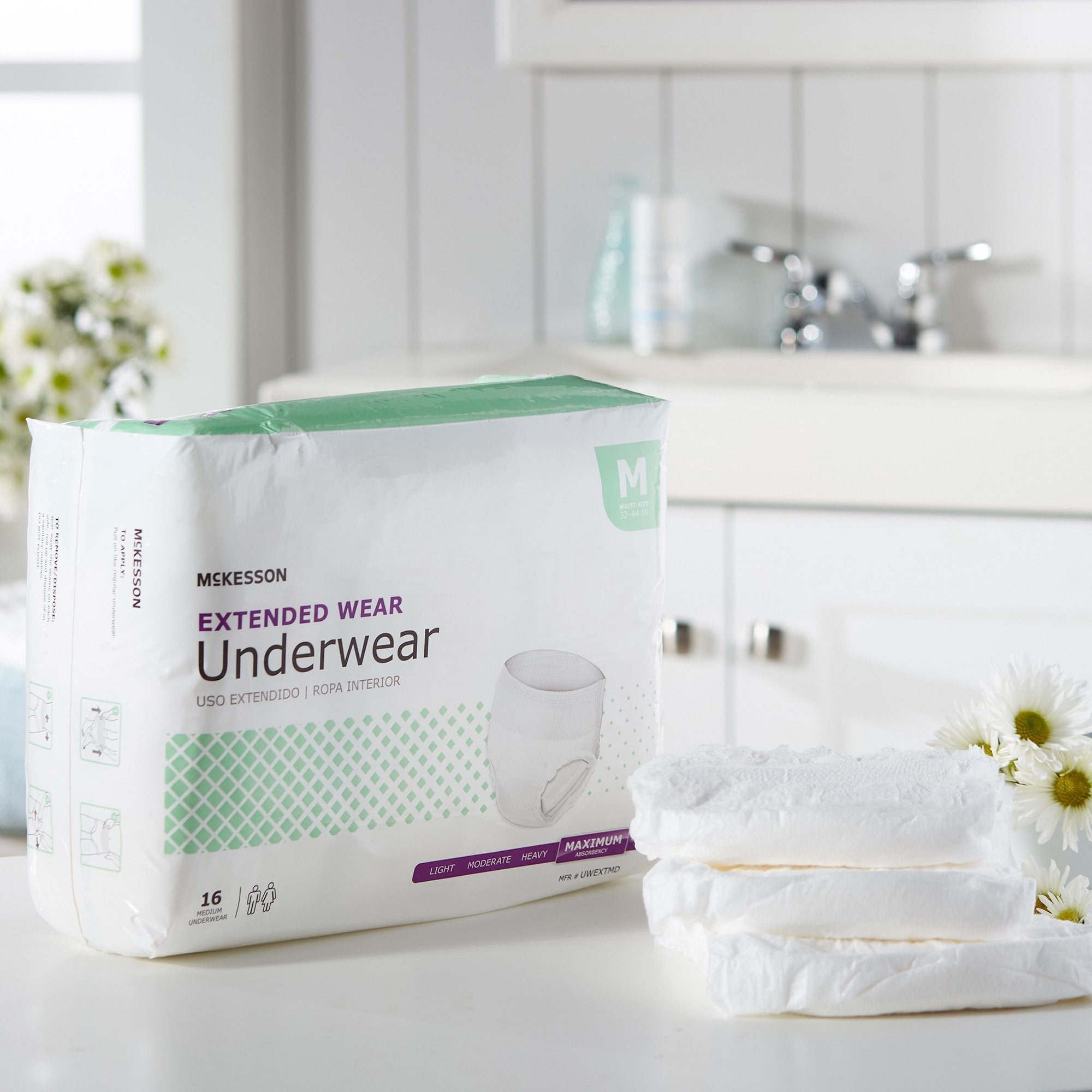 McKesson Extended Wear Maximum Absorbent Underwear, Medium (16 Units)