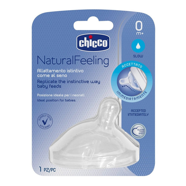 Chicco Naturalfeeling Teat 0M+ Slow Flow: BPA-Free Silicone Nipple for Newborns